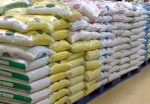 بخشی از برنجهای دپو شده در بنادر کشور متعلق به یک شرکت دولتی است